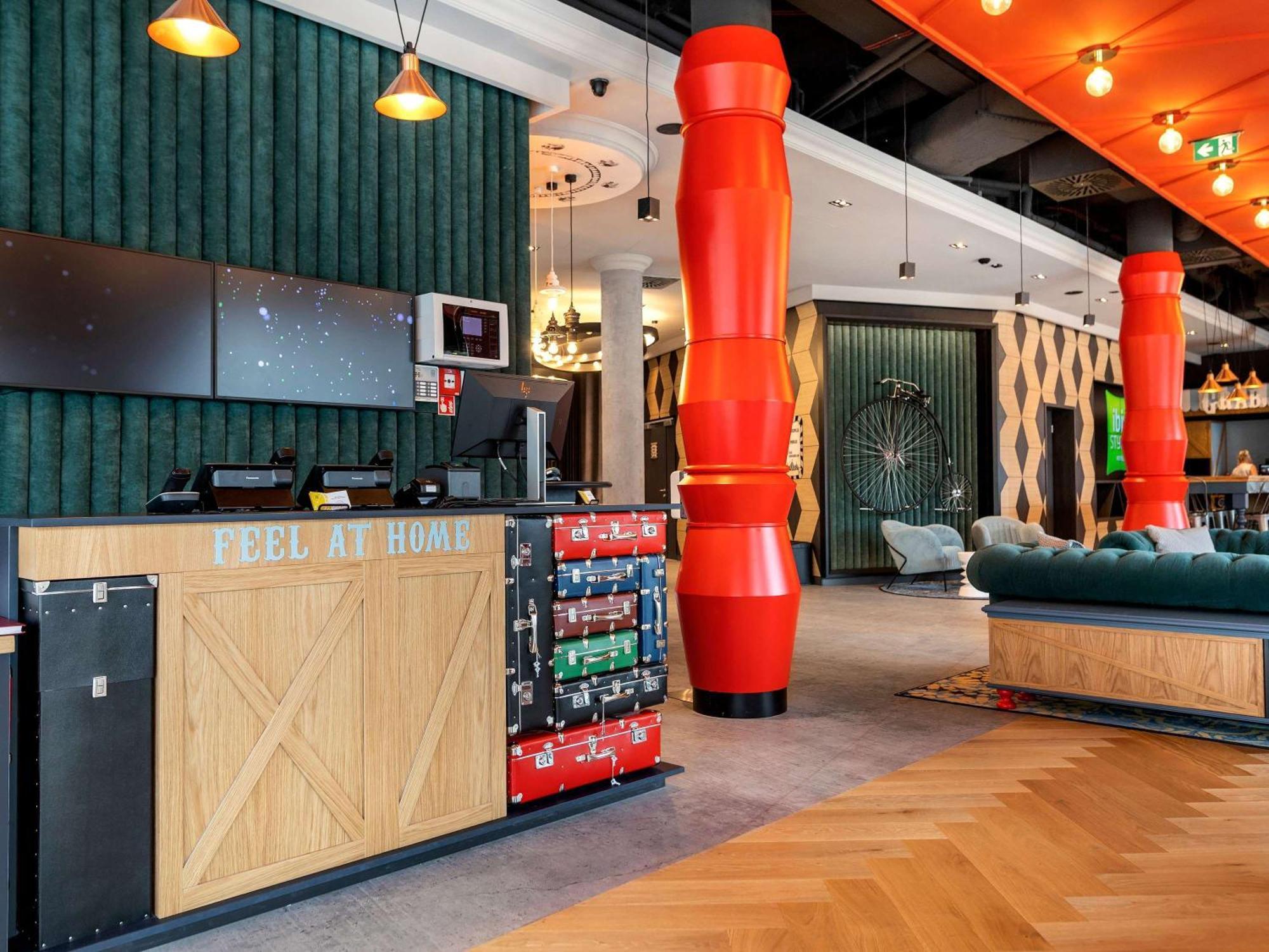 Ibis Styles Szczecin Stare Miasto Esterno foto